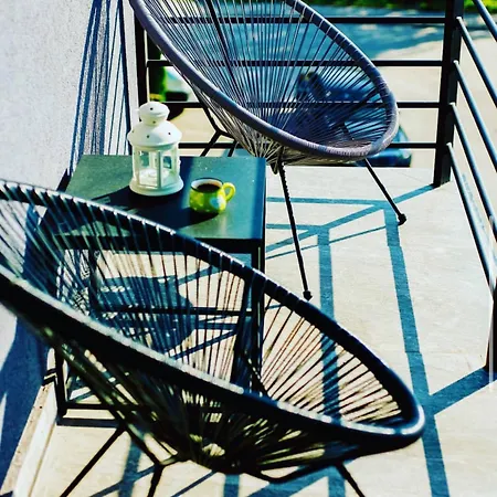 Binis شقة زلاتيبور