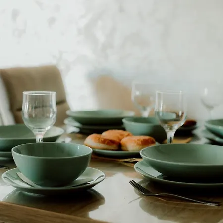 Binis شقة زلاتيبور