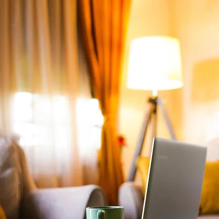 Binis زلاتيبور